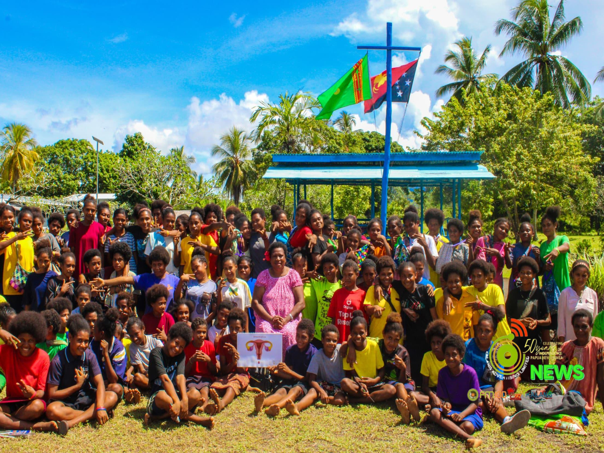 AJOA PRIMARY SCHOOL GIRLS RECIEVE SANITARY PADS - Kalang Advertising ...